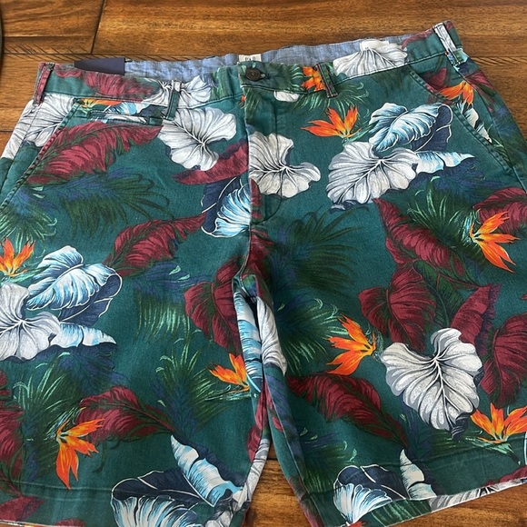 NWT Gap Men’s Floral tropical Hawaiian green flat front chino shorts size 38 - Picture 13 of 15